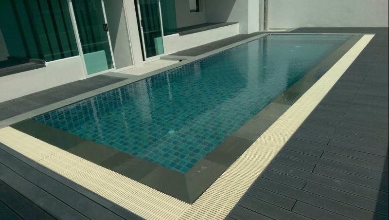 Icheck Inn Central Patong Exteriör bild